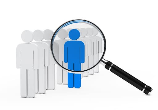 القيادة الأوتوقراطية (الدكتاتورية)